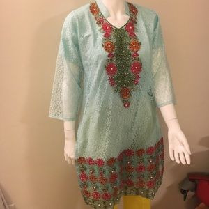 Chic NEW💫 Pakistani/ Indian Gorgeous Dress 40 L